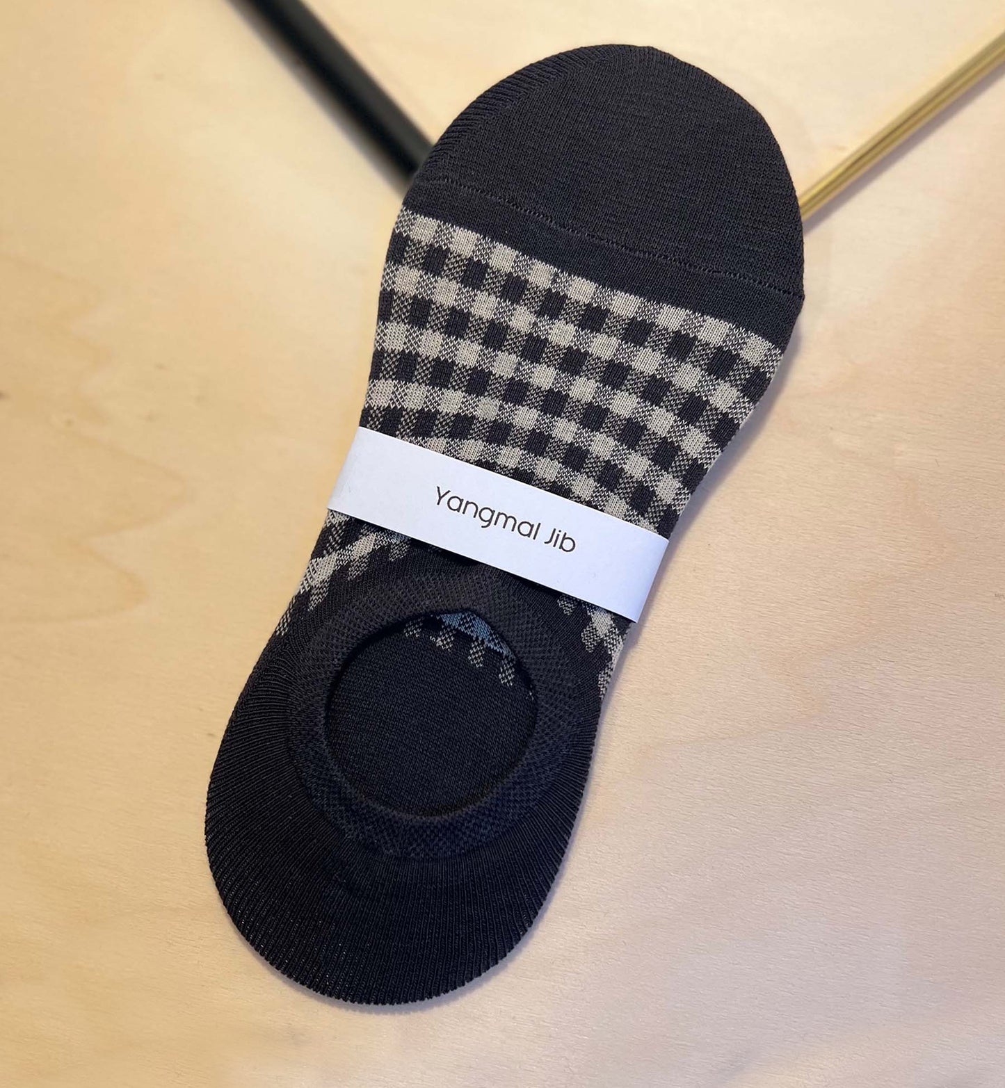 Checkerboard No Show Socks