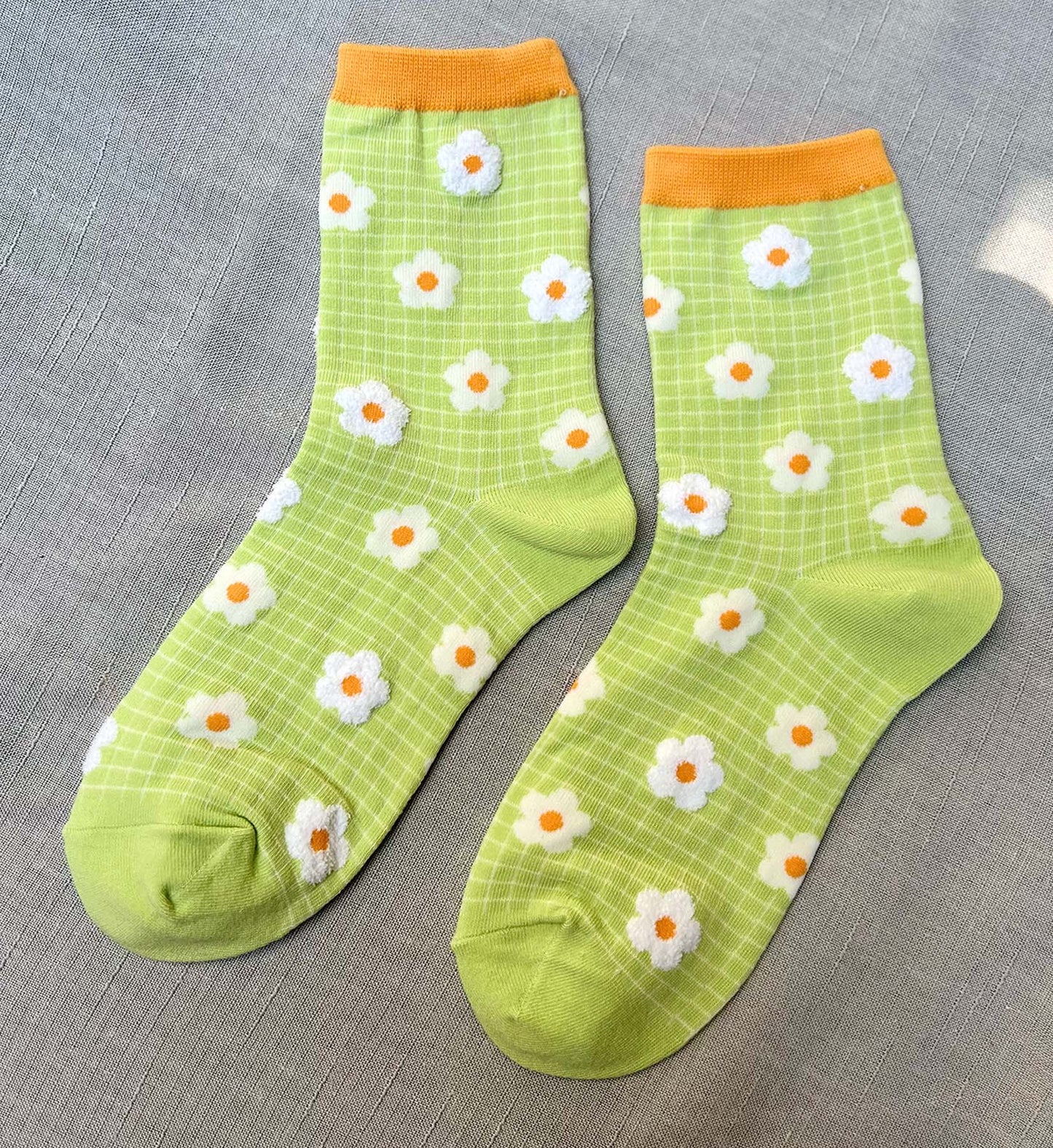 Fluffy Flower Socks