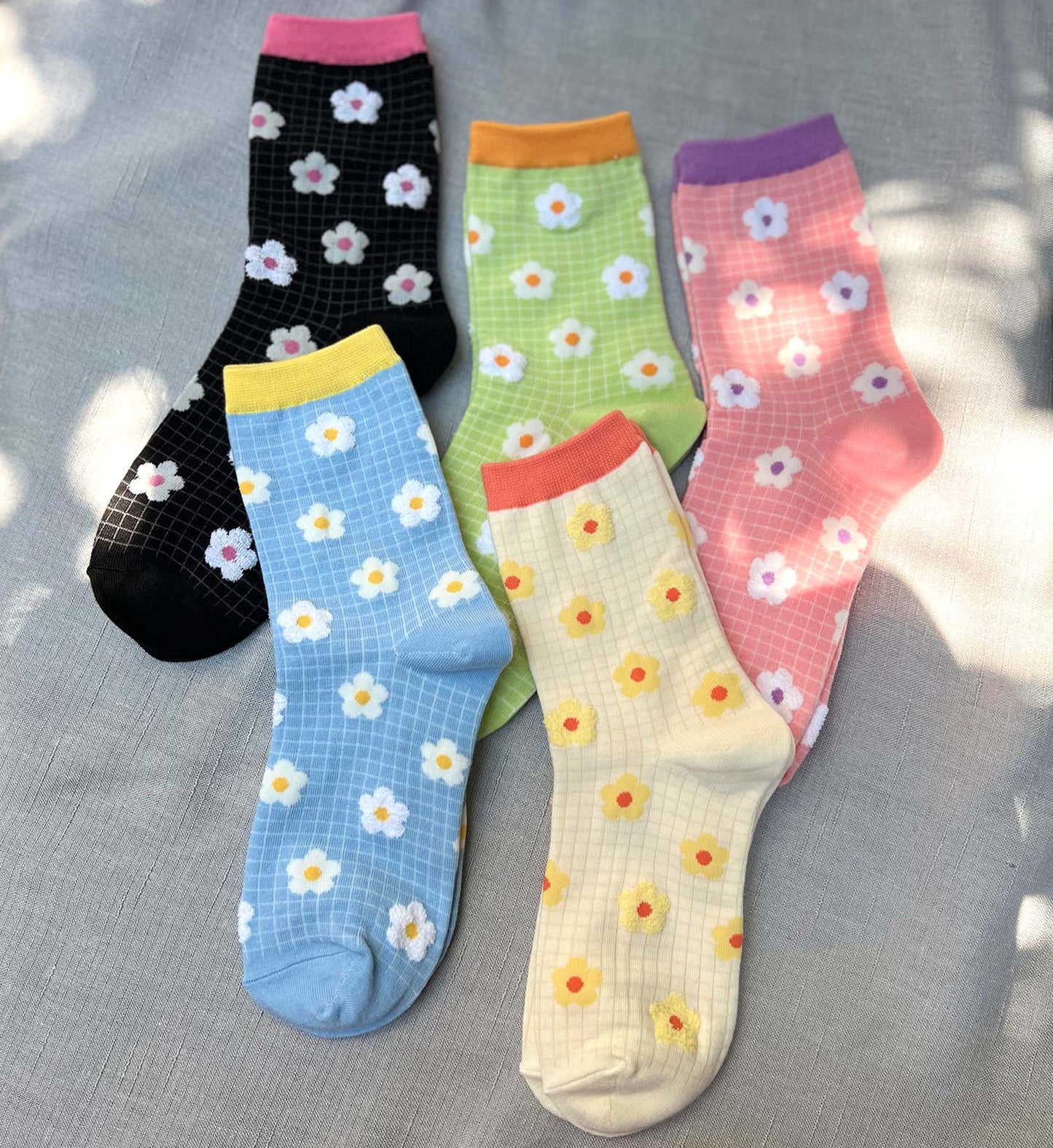 Fluffy Flower Socks