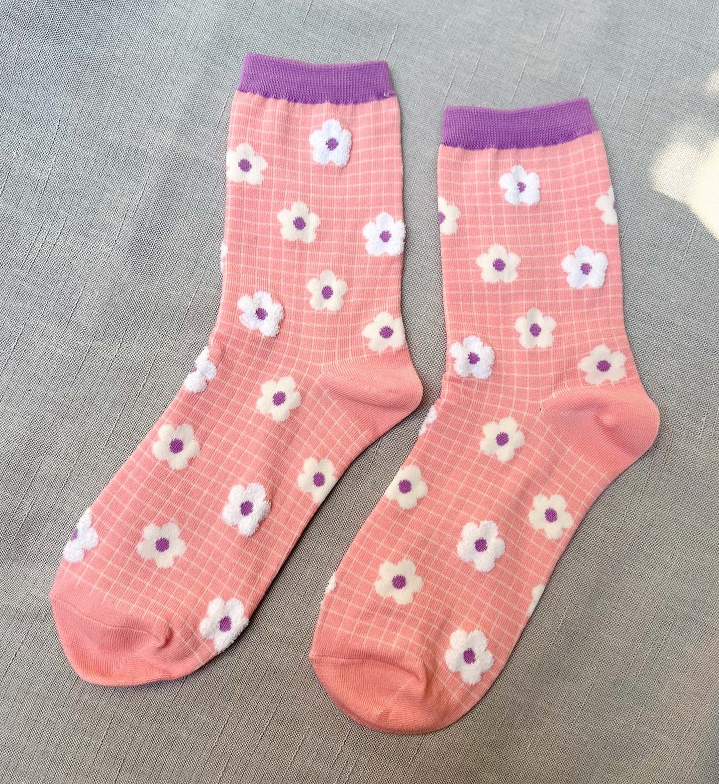 Fluffy Flower Socks