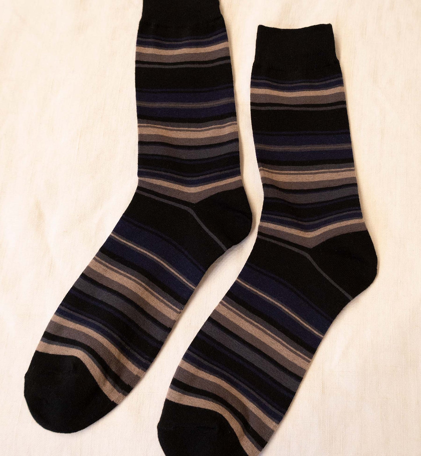 Men's Multi-Color Stripe Crew Socks 3