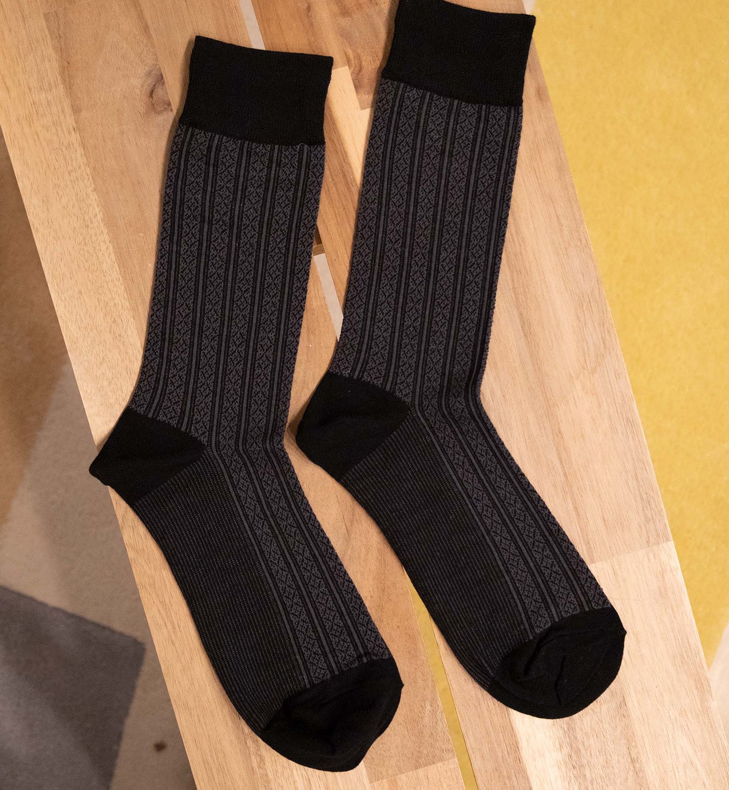 Men's Patterned Over-the-Calf Socks