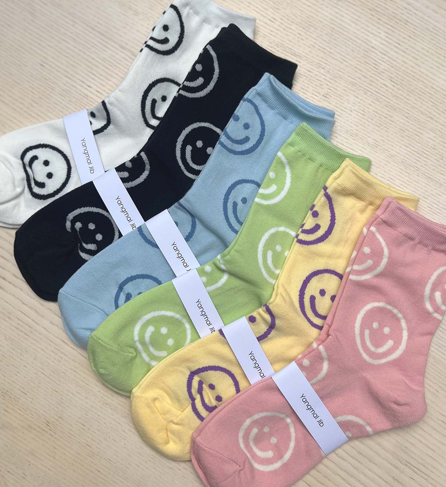 Smile Pattern Socks
