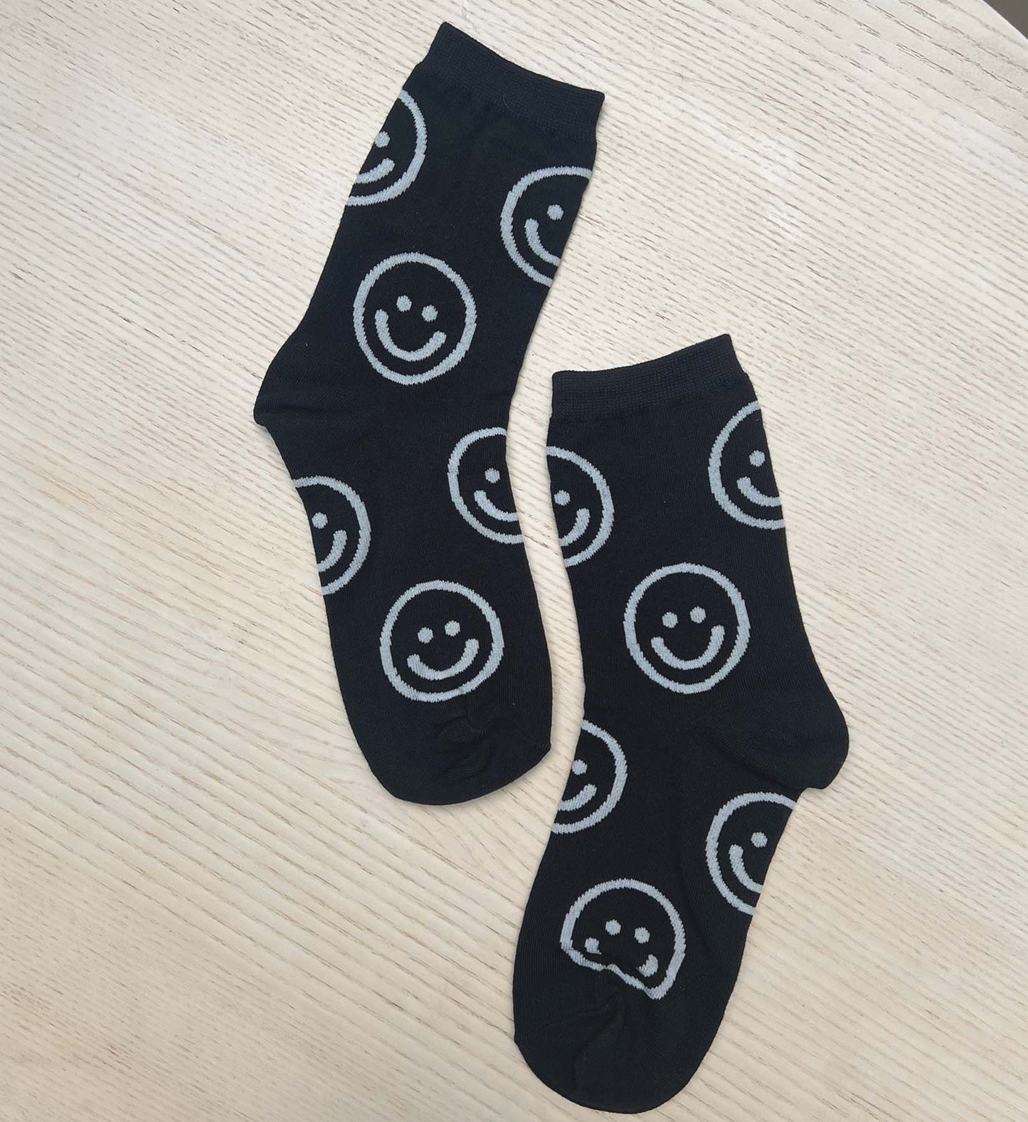 Smile Pattern Socks