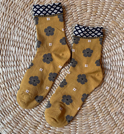 Cherry Blossom Flower Pattern Socks