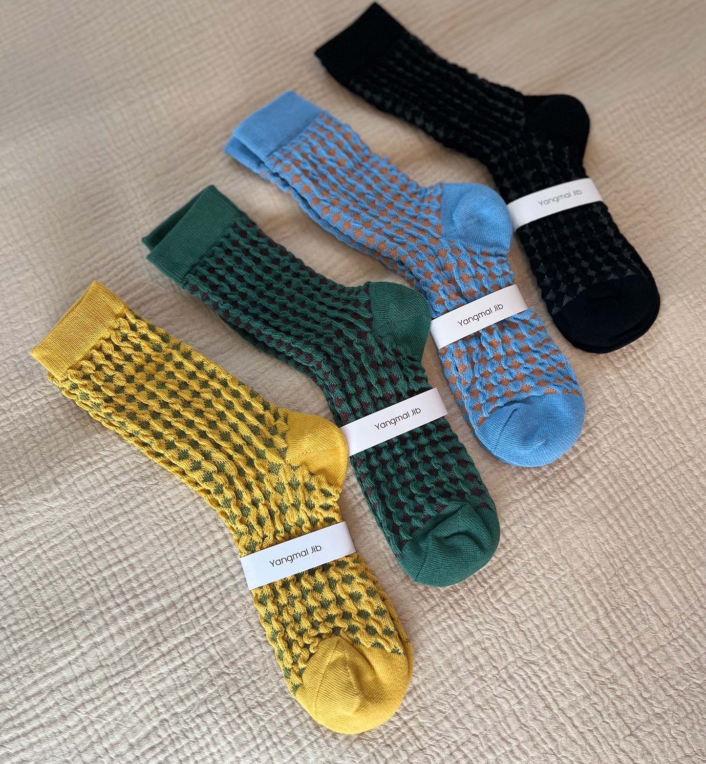 Embossed Diamond Waffle Crew Socks