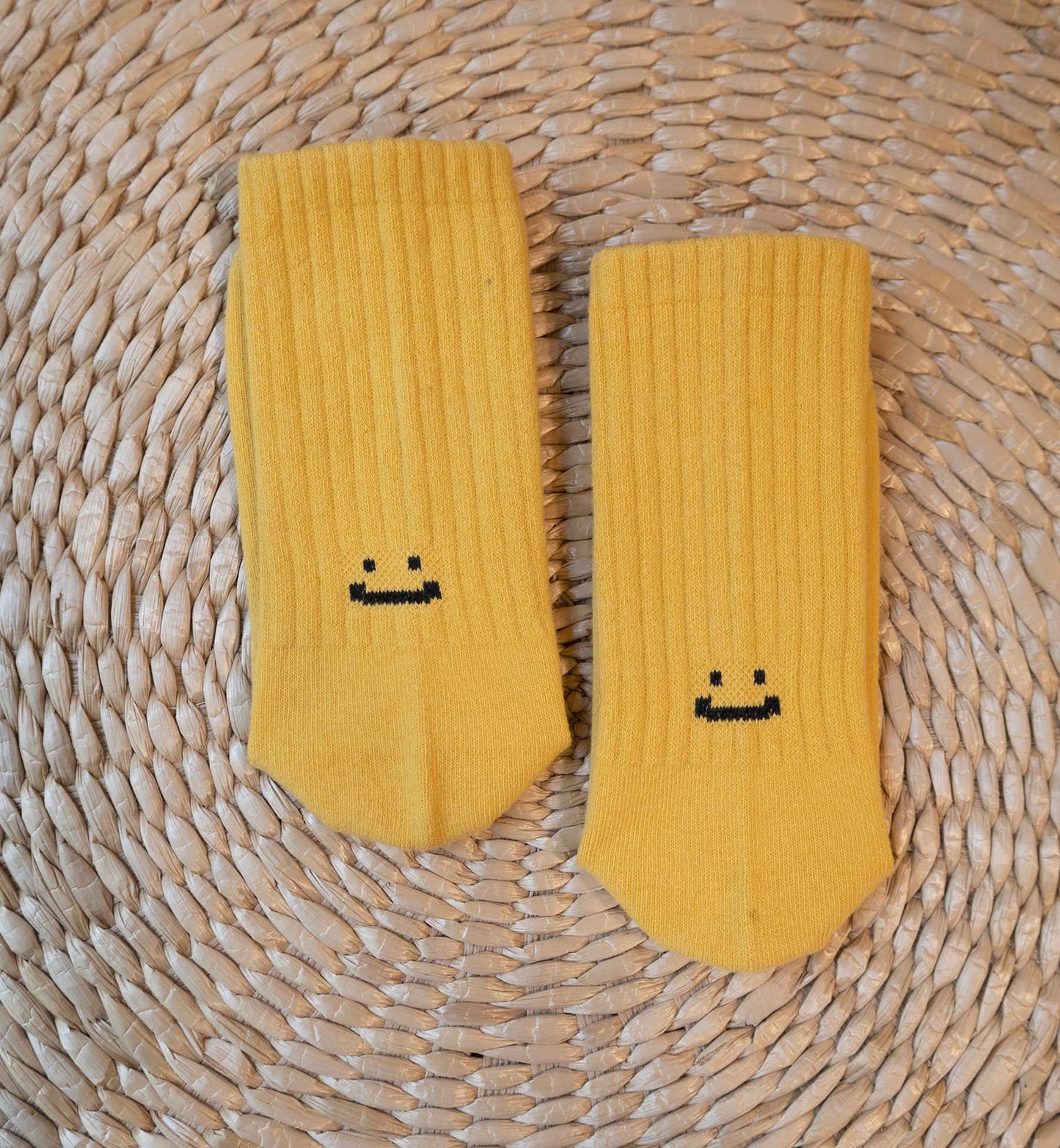 Smile Crew Socks