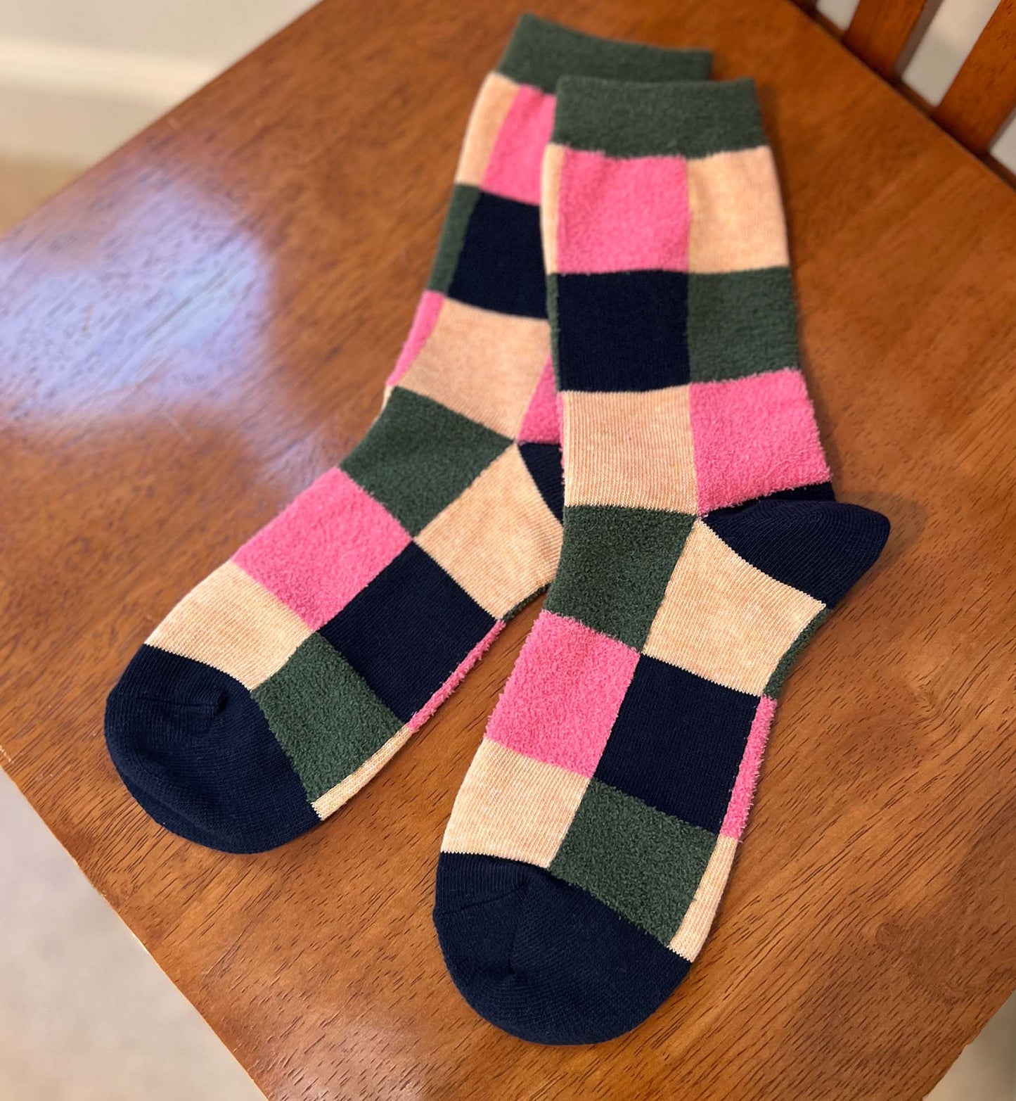 Fluffy Square Pattern Crew Socks